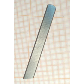 Dao dưới máy vắt sổ B412235200A